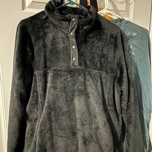 Land’s End pullover sweater
